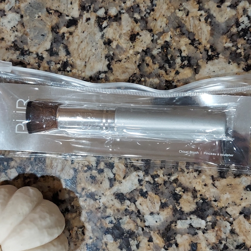 PUR CHISEL BRUSH